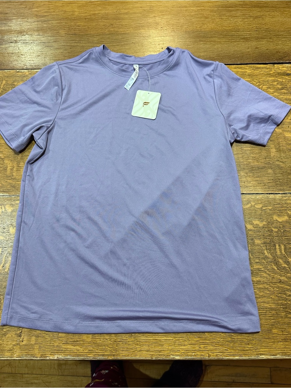 Fabletics women’s XS Lavender Short Sleeve Crew Tee NWT